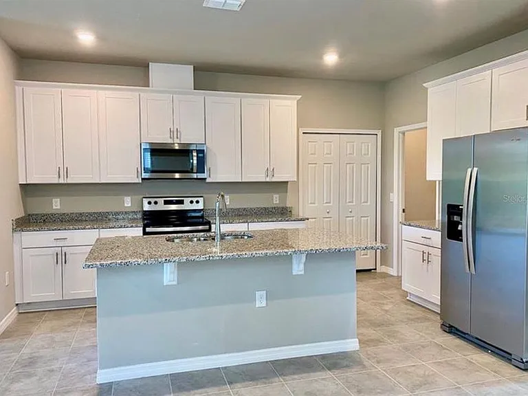 2333 Mystic Maze Ln — Photo 3
