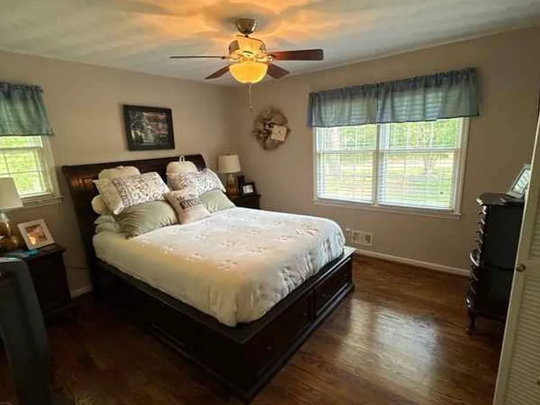 2347 Morgan Rd — Photo 6