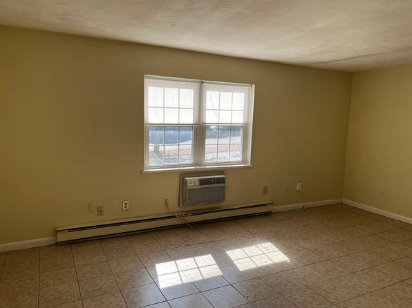 740 Central St Unit W13