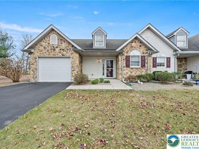 1300 Upstream Farm Rd, Easton, PA, 18040