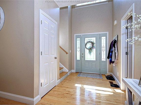 4th image of 285 Dolaron Ln