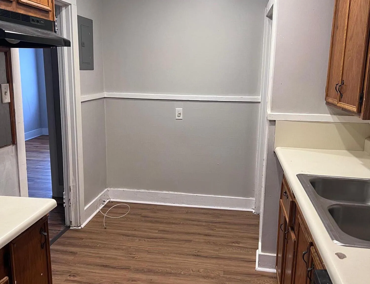 3 bed, 2.0 bath, 1500 sqft, $1,495 — Photo 4
