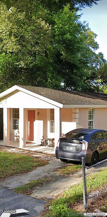 1st image of 14935 Julian St
