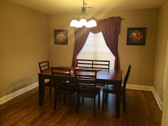 4th image of 103 Millbank Dr