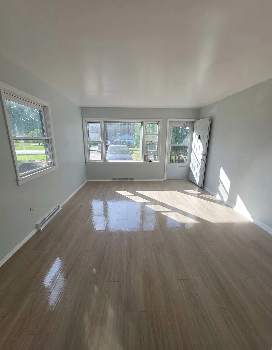 1531 Harrison St Galesburg Il — Photo 2