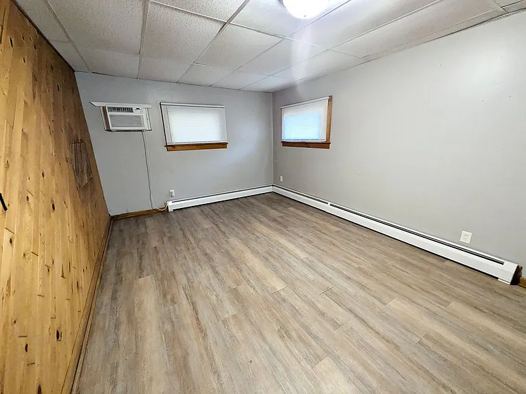 400 S Liberty St — Photo 14
