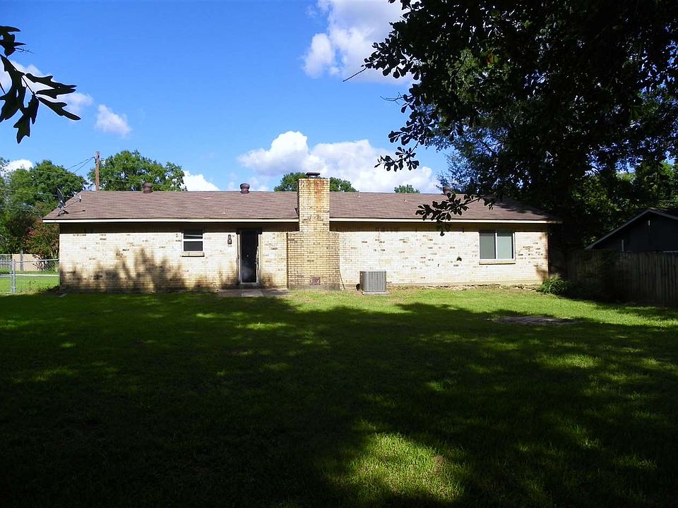 2nd image of 312 Denise Dr