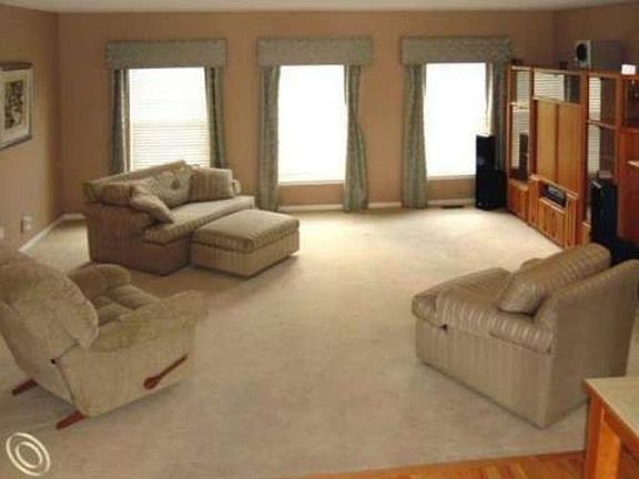 4th image of 43791 Cherry Grove Ct E #26