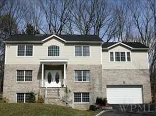 12 Northridge Rd, Cortlandt Manor, NY 10567