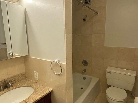 5th image of 48 W 68th St APT 2B