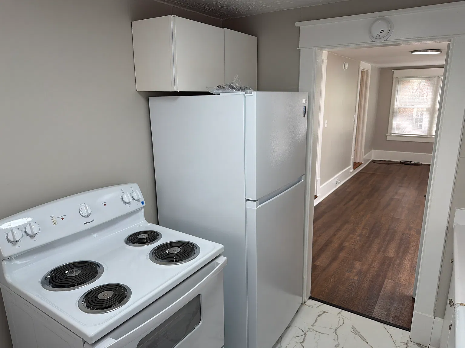2 bed, 620 sqft, $850 — Photo 2