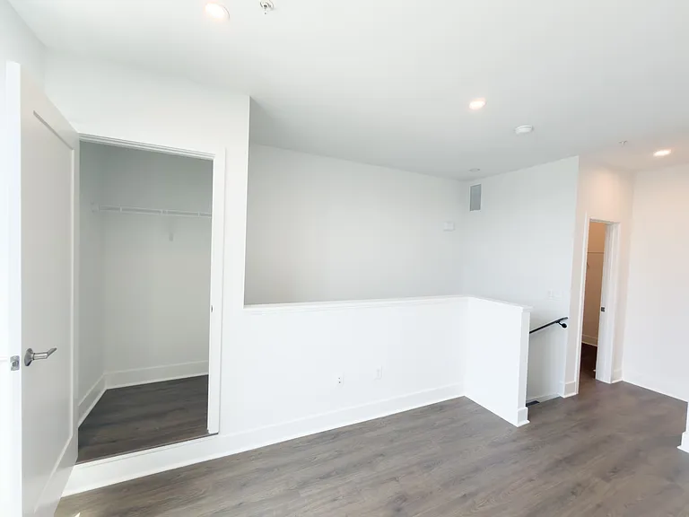 23 Lower Service Ct NW — Photo 41
