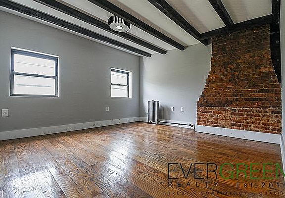 4th image of 388 Harman St APT 3R