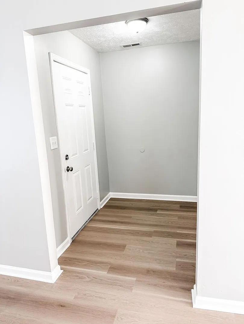 Charming 3 bedroom, 2 bath Home in North Knoxville! — Photo 3