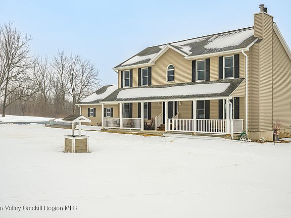 2nd image of 311 Middle Road