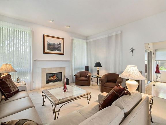 5th image of 5197 Crooked Stick Dr