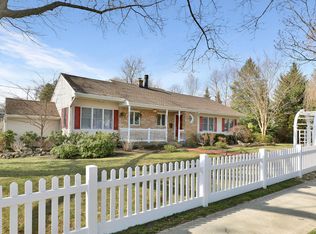 111 Grand Ave, Atlantic Highlands, NJ 07716