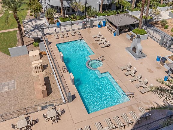 5th image of 945 E Playa Del Norte Dr