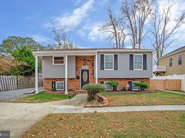 267 Lake Riviera Rd, Pasadena, MD 21122
