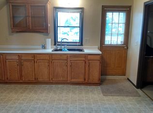 1114 1/2 State St, Kaukauna, WI 54130