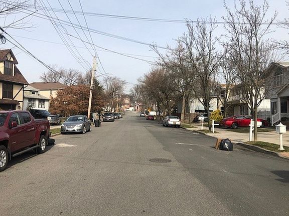 4th image of 51 Stuyvesant Ave