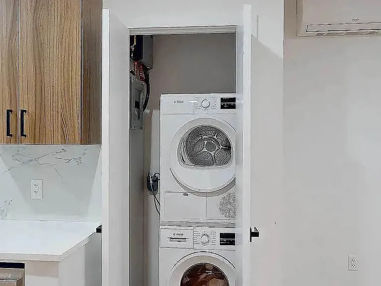 365 W 126th St #1R — Photo 3