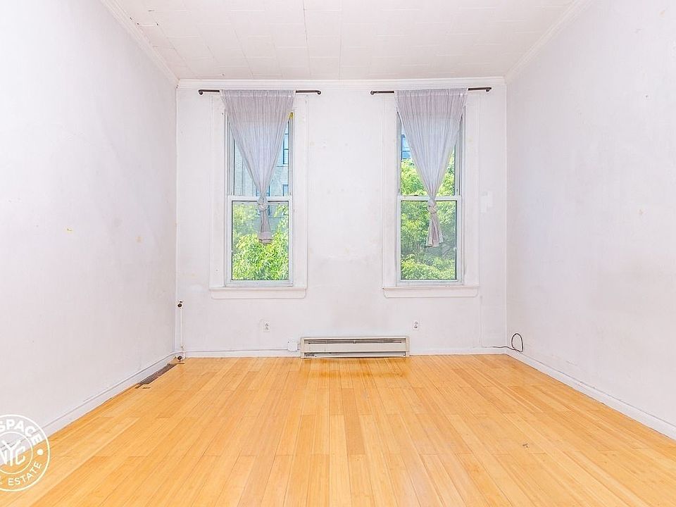1st image of 304 Troutman St #3M