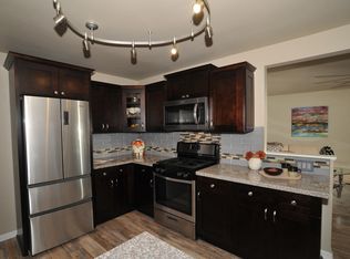 2908 Virginia St, Racine, WI 53405