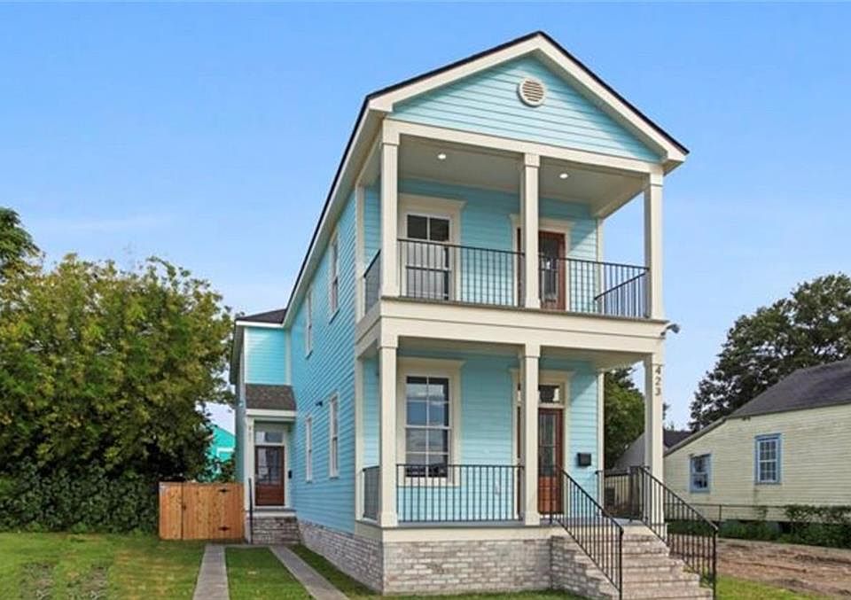 1st image of 423 Alabo St