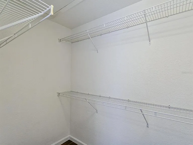 1055 Rock Harbor Ave — Photo 15