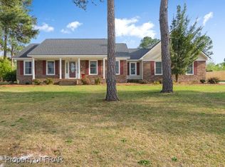 8501 Governors Ln, Hope Mills, NC 28348