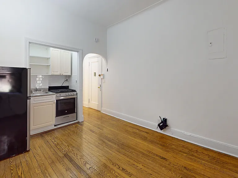 163 E 87th St #1RE — Photo 8