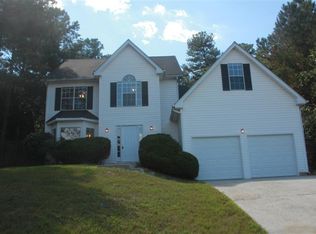 2672 Crestworth Ln, Buford, GA 30519