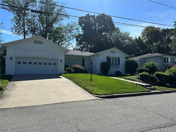 85 Cold Brook Dr, Providence, RI 02902