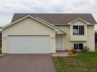 1541 146th Ln NW, Andover, MN 55304