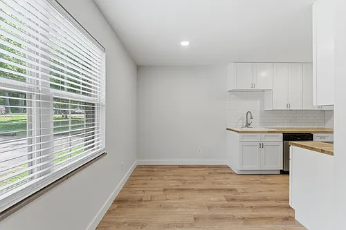 131 Overbrook Dr Photo 1