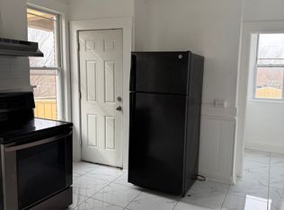 429 Summit Street # Fl 3rd, Hartford, CT 06106