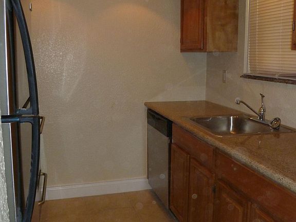 5th image of 8600 SW 109th Ave #4-103