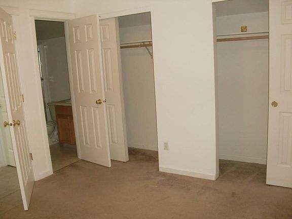 5th image of 6109 NE 105th Ave APT B