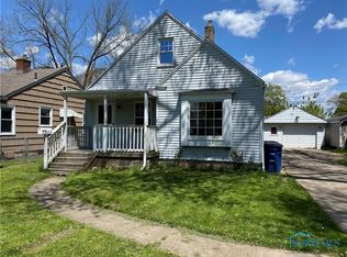 1608 Crestwood Rd, Toledo, OH 43612