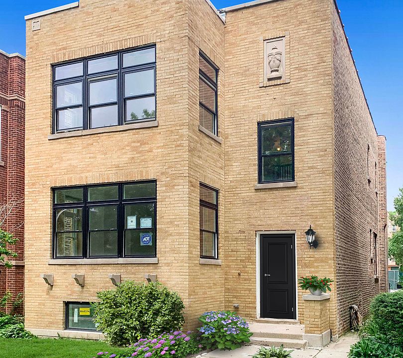 1st image of 4131 N Francisco Ave