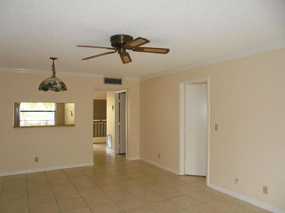 4th image of 1290 S Military Trl APT 423