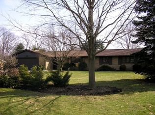 6888 Oakcrest Ave NW, North Canton, OH 44720