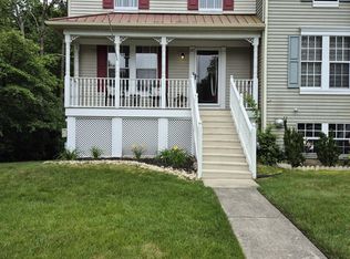 37 Wagon Wheel Dr, Sicklerville, NJ 08081