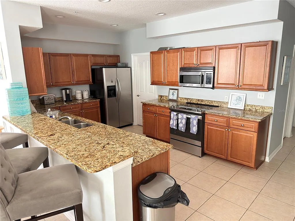 2 bed, 2.0 bath, 1588 sqft, $2,600 — Photo 4