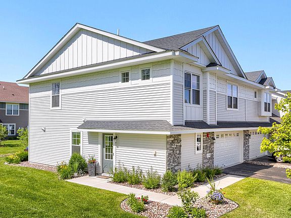 2nd image of 2174 Island Ct