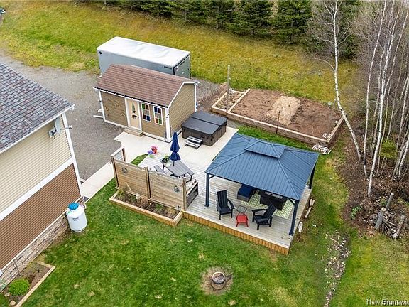 2nd image of 355 Cornwall Rd