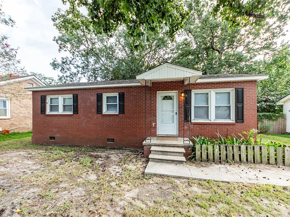 1529 Marietta St