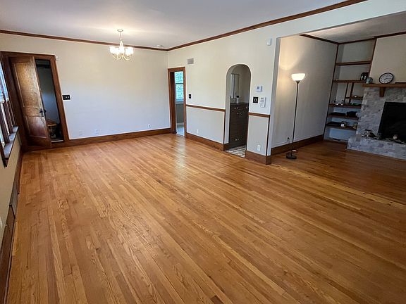 5th image of 1021 N 47th Ave
