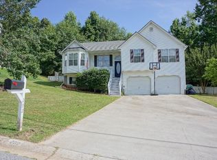 292 Bridge Grv, Douglasville, GA 30134